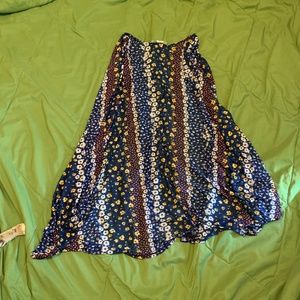 Floral cardigan/ cover • Size M